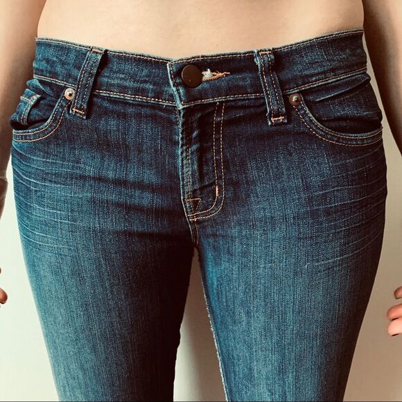 J Brand blue pencil leg jeans, 5 pockets, zipper closure, size 27 - Picture 4 of 8